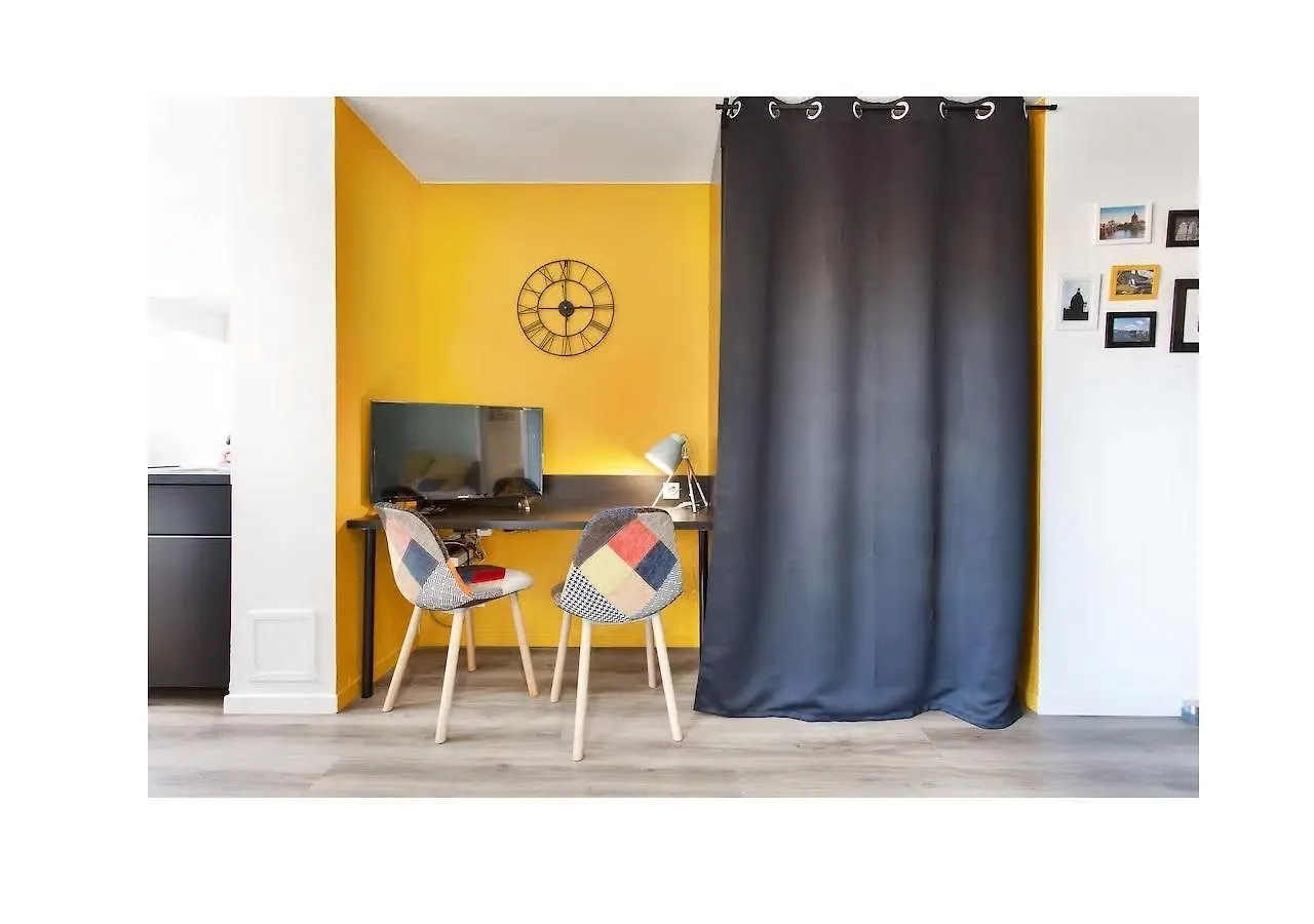 Appartement Contemporain Proche Meteo, Basso Cambo, Edf, Airbus & Thales Toulouse 0*,  France